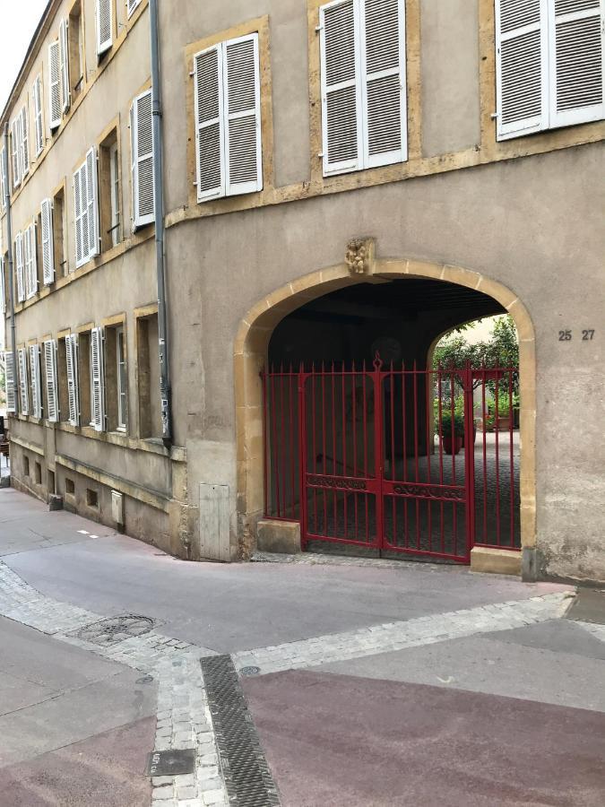 Ferienwohnung **** Les Roches **** Metz Exterior foto