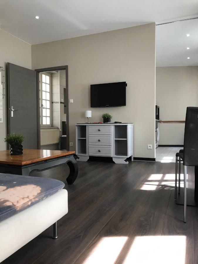 Ferienwohnung **** Les Roches **** Metz Exterior foto